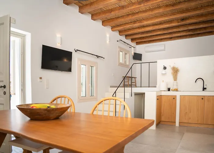 Noesis Feriehus Astypálaia